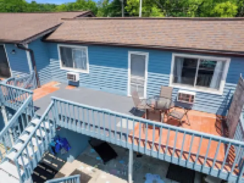 Fife Lake Lodge Hotels in Grand Traverse County
