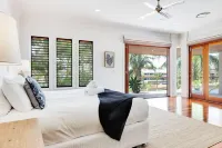 Luxurious, Tropical Haven, Mooloolaba- Moonda5