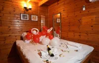 Tuscana Cabins فنادق في Moshav Ramot
