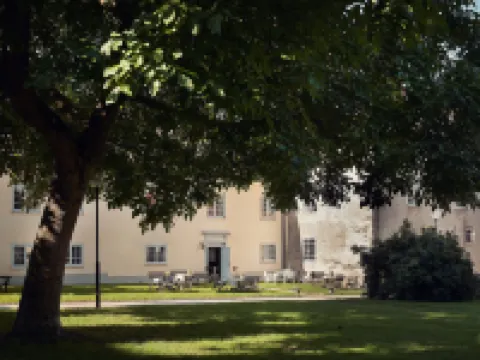 ホテル ヘルゲンド ヴィスビー ゴットランド島のホテル