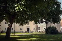 Hotel Helgeand Wisby Hotels near Stenkyrka Djurpark -B&M Gård