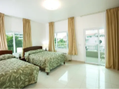 Simpson Bay Suites Hotels in Simpson Bay