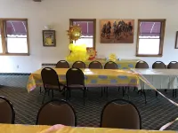 Landmark Motor Inn Hotels in Moreau