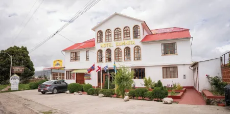 Hotel Summita Отели в г. Манко Капак