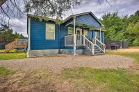 Pottsboro Home w/ Fire Pit < 1 Mi to Lake Texoma! - 3-Star
