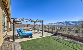 Tucson Home w/ Private Pool & Mountain Views!