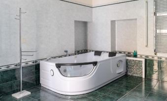 Strada Maggiore 59 - Casa Ambrosini Afrodite