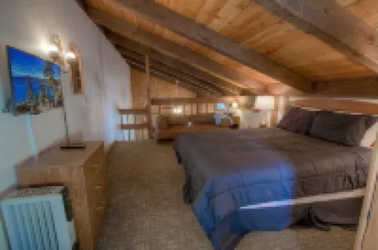 Tahoe Olympic 3 Bedroom Condo by RedAwning