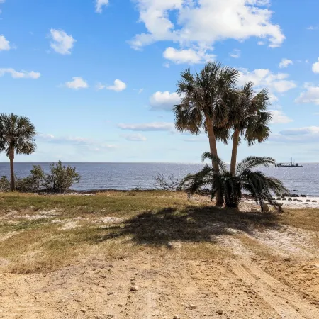 Beach and Pool Access at Condo on Cedar Key!