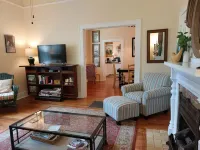 Urban Cottages Hotels near Arkansas State Capitol