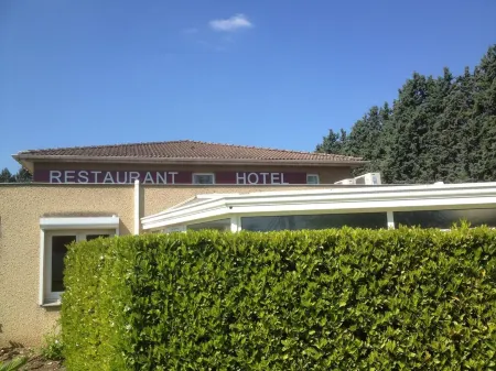 Hotel du Moulin à Vent - Gerland Отели в г. Пьер-Бенит