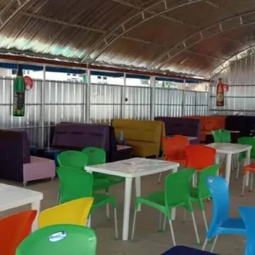 Perfecto Hotel Suites Lounge