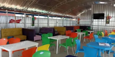 Perfecto Hotel Suites Lounge