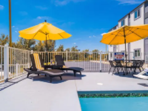 สตูดิโอ แซด, แอน แอสเซนด์ คอลเลกชั่น โฮเทล โรงแรมในSaint Robert