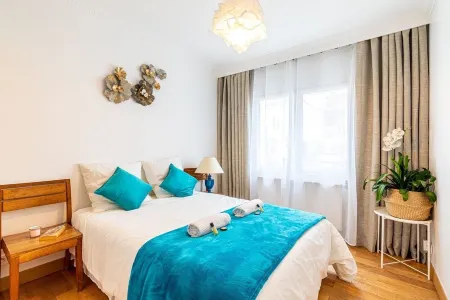 Town house near Paris Отели в г. Аркёй