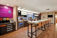 Home2 Suites by Hilton Jacksonville Downtown - breakfast