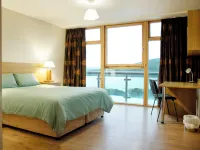 St Angela's Lakeside Aparthotel Sala Hotel a 