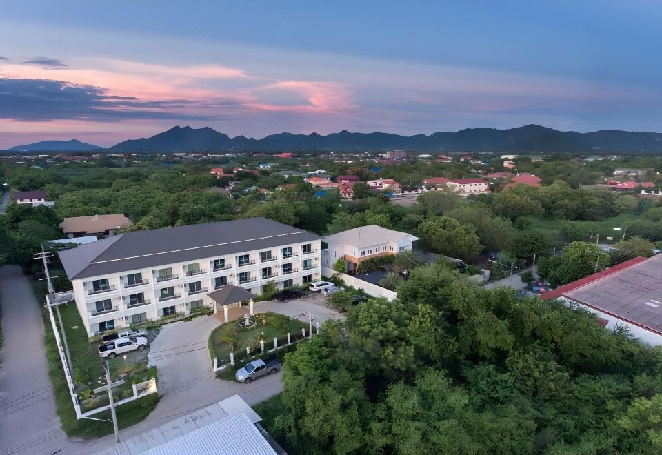 hotel overview picture