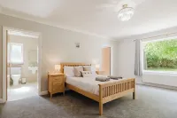 Idyllic Countryside Escape in Oxfordshire Hotels in Witney