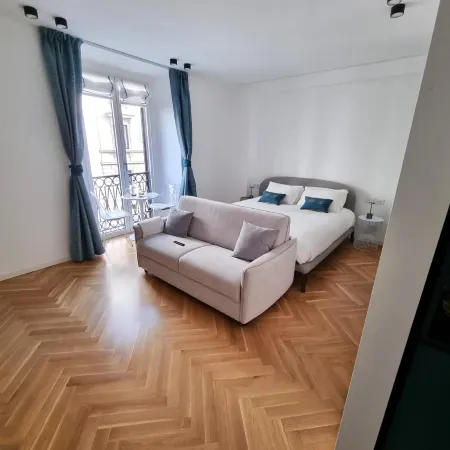B and G Boutique Apt.-Heart of Milano- Design District