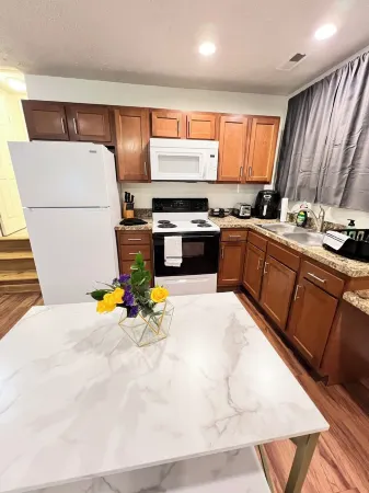 Charming Apartment in CrossLanes