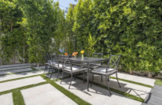 Luxe WeHo Villa, Walk to Melrose Ave, Pool Hot Tub North Vista by AvantStay Hotels in Fairfax