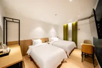 Hound Hotel Gumiin-dong Branch