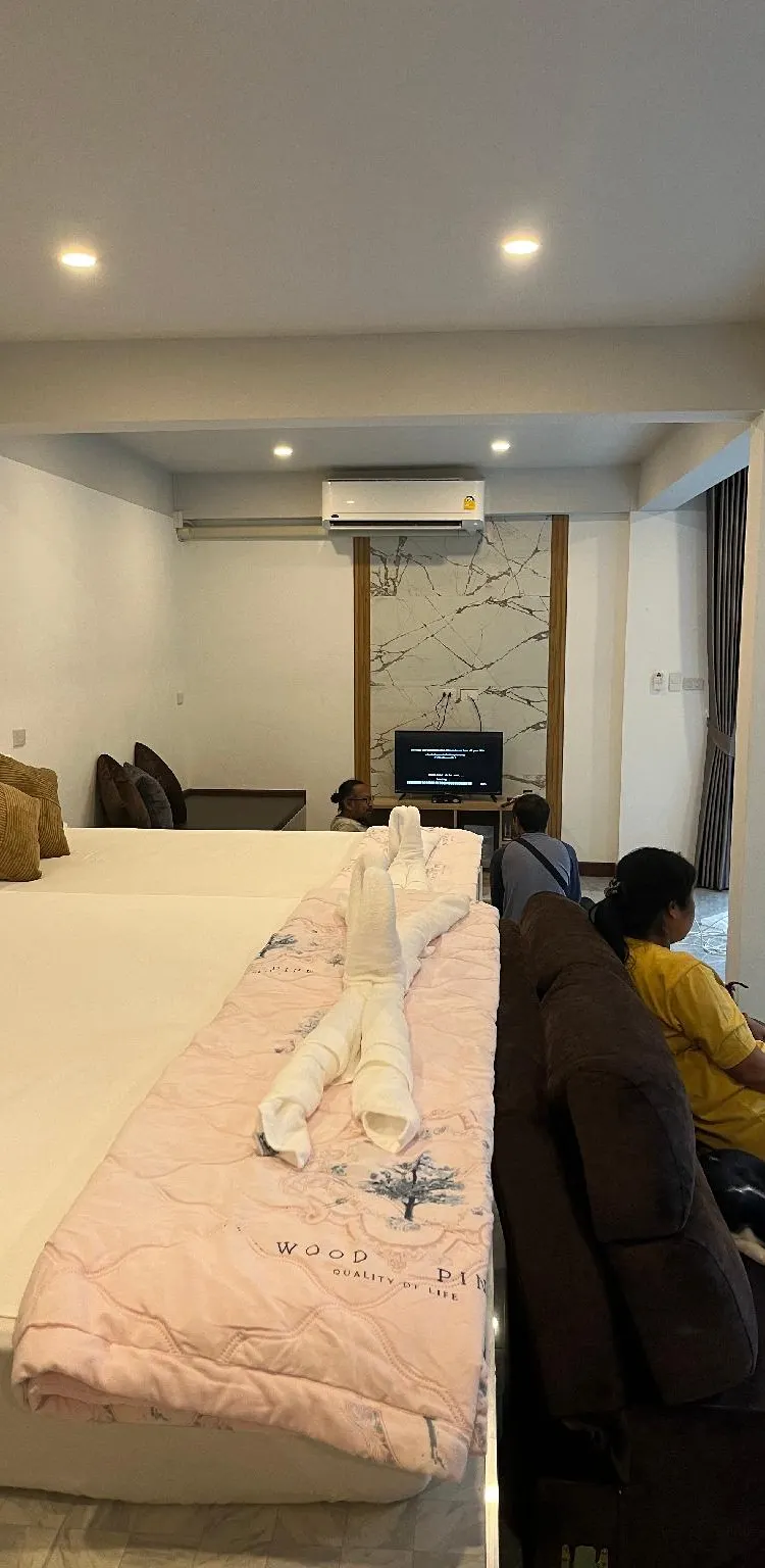 ห้องวิวสวนหย่อมที่มีลาน