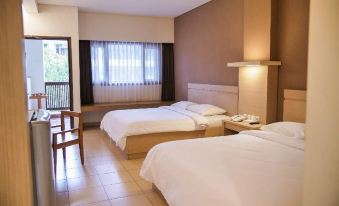 Pantai Indah Resort Hotel Timur