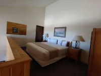 Nice Condo with Loft; Sleeps Eight; Near the Slopes and Near RMNP