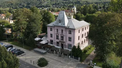 Hotel Grand Hotel dekat Karlstejn Castle