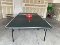 Entire family friendly townhome 4 miles from downtown Cedar City. Close to I-15.