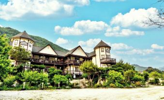 Muju Cherish Pension