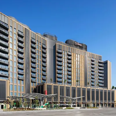 Aparthotel Adagio Dubai Deira Hotels near Palm Deira