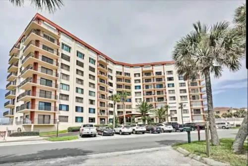 Oceanfront, 2 Bed Condo. Pool.  Amazing Views from All Rooms of Ocean and Beach