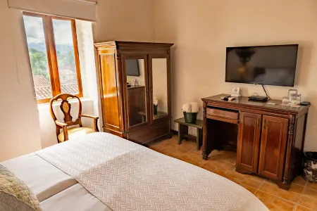 Hotel Mariscal Robledo