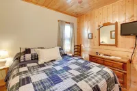 Waterfront Mercer Cabin w/ Wraparound Porch! - parking