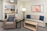 Candlewood Suites Miami Lakes