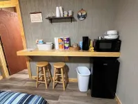 Handicap-Accessible Cabin Near Kirby Landing & Lake Greeson – Pet-Friendly