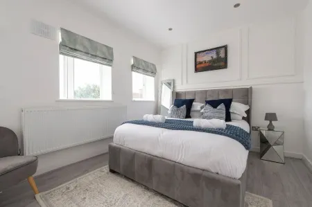 Elegant & Spacious 1 Bed Apt, Crayford, Dartford Отели рядом со станцией Dartford
