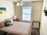 Pet Friendly, Stylishly Updated 3BR in DFW