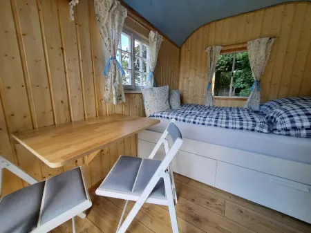 Sch(l)afgemach Schäferwagen - Farm in the Eifel