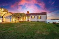 Oceanfront Ping Pong 1 Min Walk to Beach Pets Welcome - Ocean View