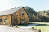 Experience coastal charm near Ocean City Boardwalk Отели рядом с достопримечательностью «Explore OC»