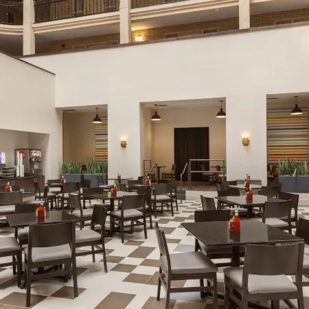 Embassy Suites by Hilton Baton Rouge