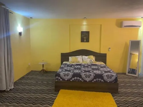 Heaven’s Corner with mountain sunset and seaview Hotels in Riviere des Anguilles