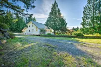 Hood Canal Home: Bordering Olympic NP!