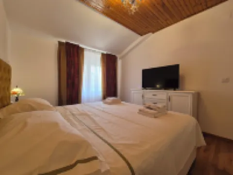 The Paradise Valley. Free Parking, Air-condition, Free WiFi. Hotels in 