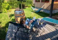 Bright and colorful house with sauna, hut, henhouse, bicycles & garden 쏠슈흐-슈흐-모슬로뜨 호텔