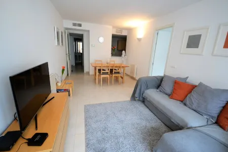 Pollentia mar, Puerto Pollensa, apartment with pool near the "Pine walk Отели в г. Port de Pollenca